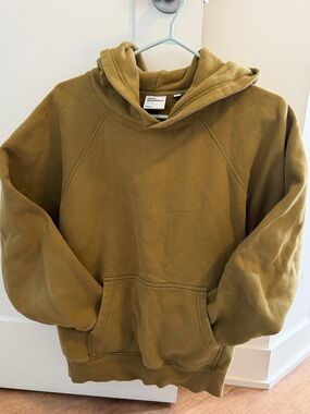 ARITZIA TNA Sweatfleece Cozy Fleece Mega Fit - Olive Green Hooded Sweater